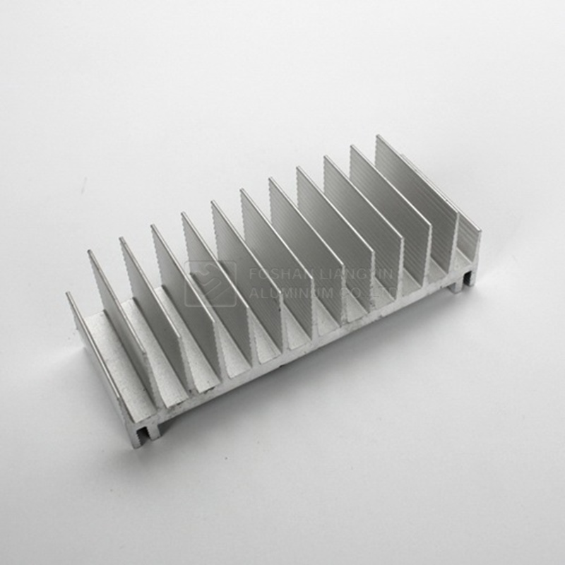 Aluminium cnc milling machining service dissipateur thermique en aluminium extrusion profile
